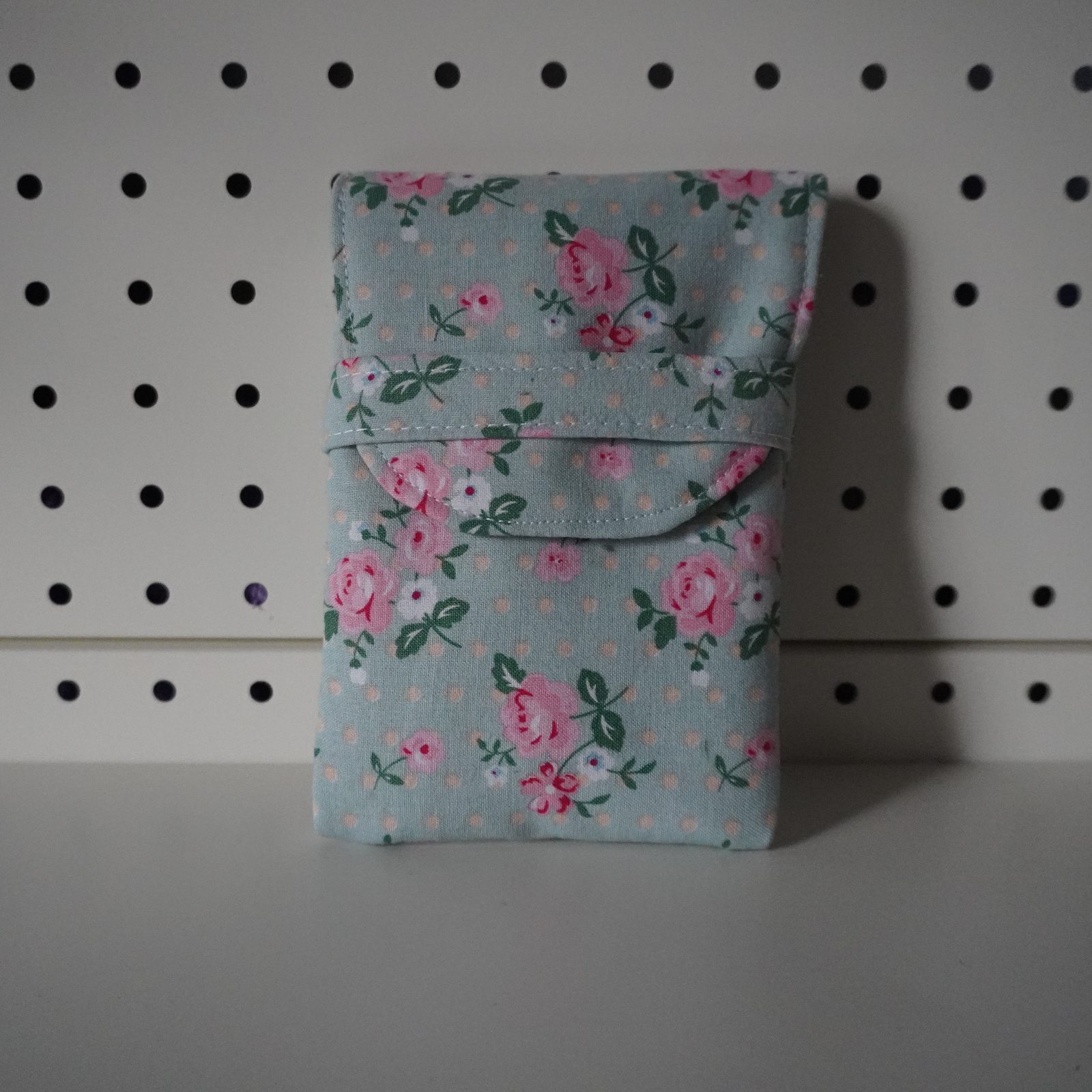 Lizzy Pen Holder (Padded) photo 3