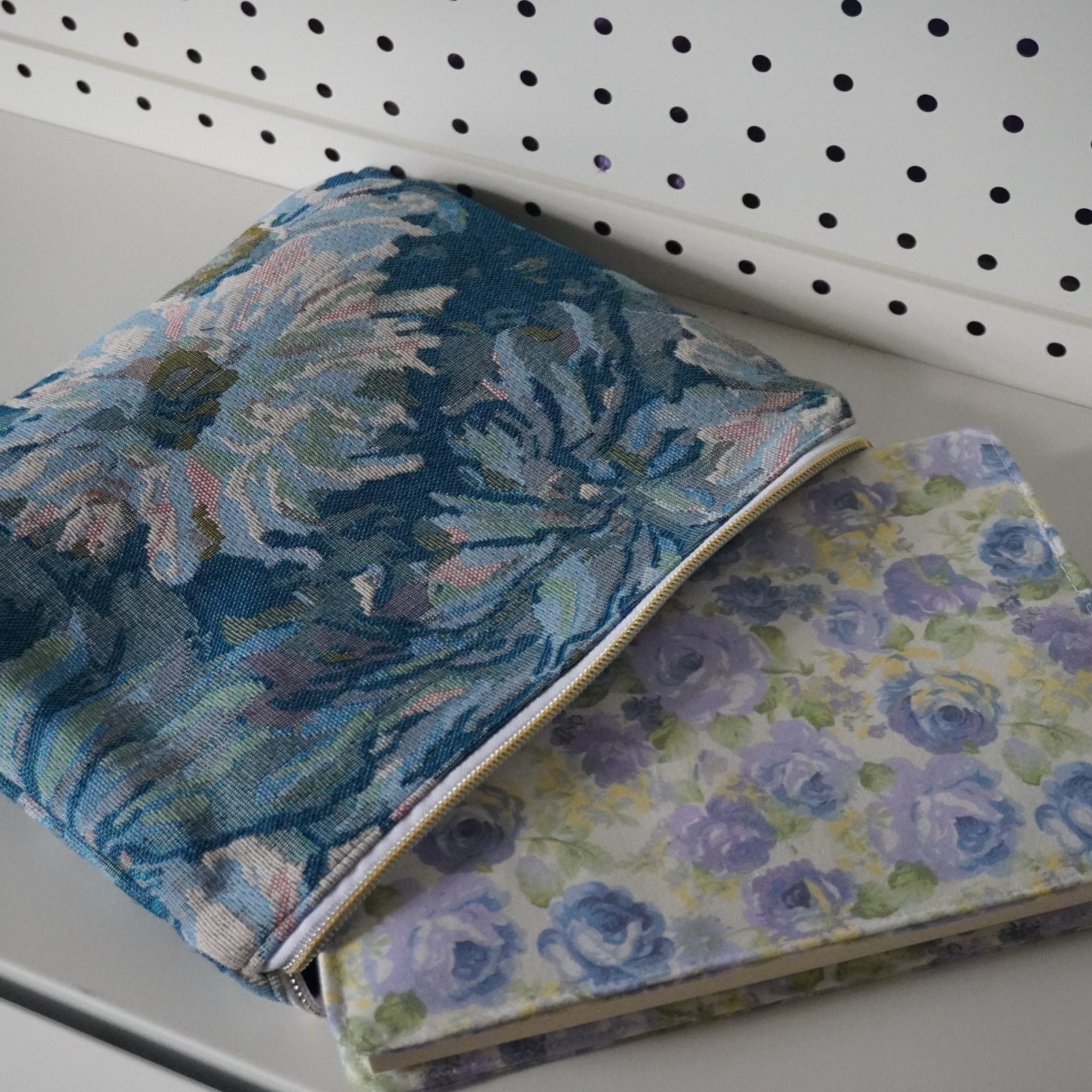 Charlie Pen & Journal Pouch photo 4
